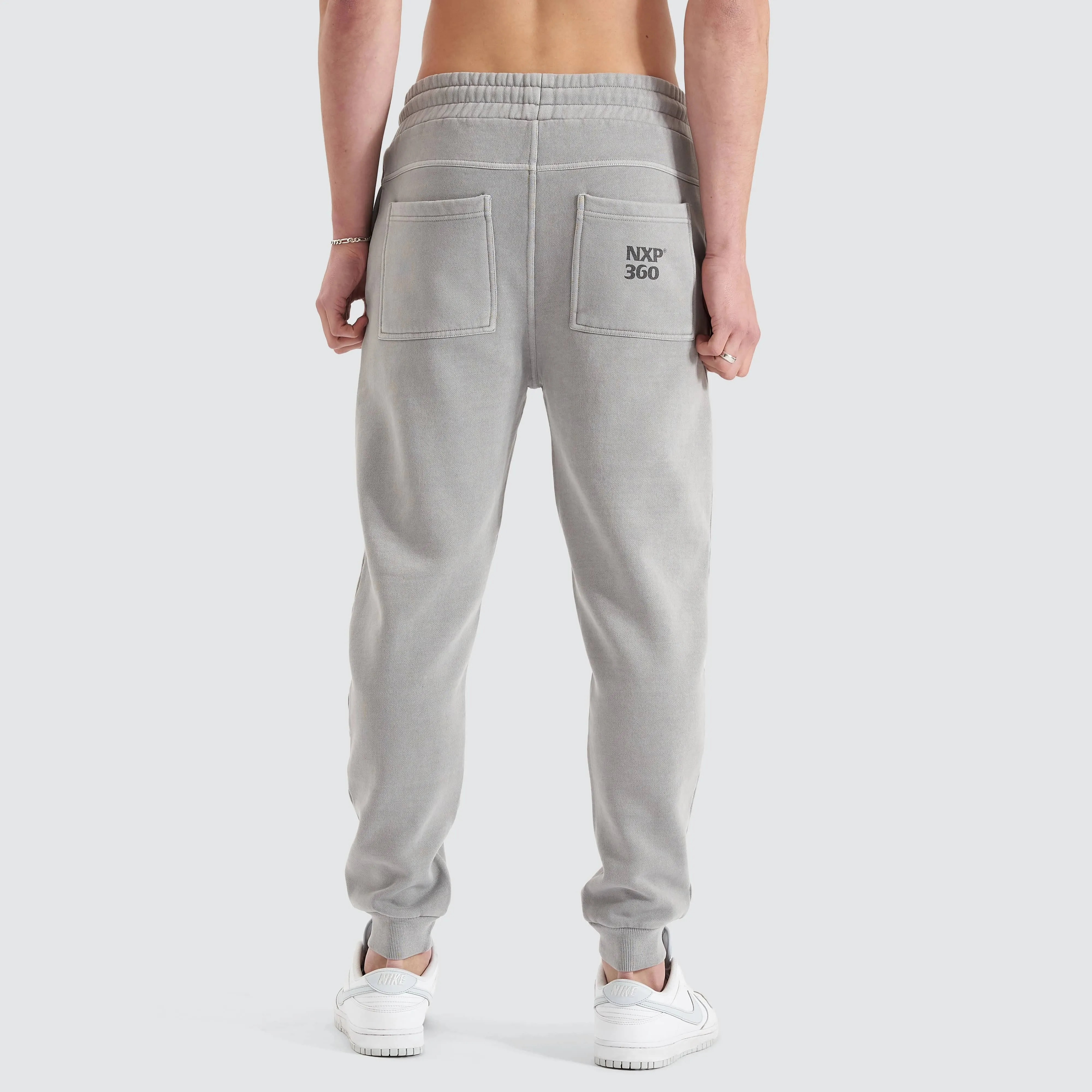 Core Line Heavy Trackpant Pigment Alloy