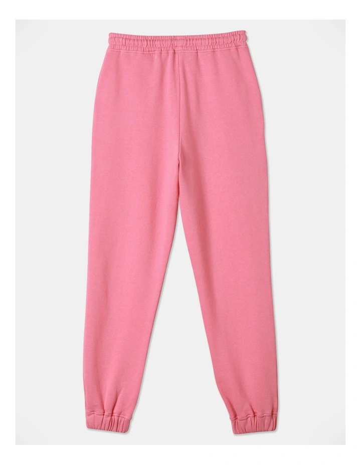 Essentials Trackpant in Pink