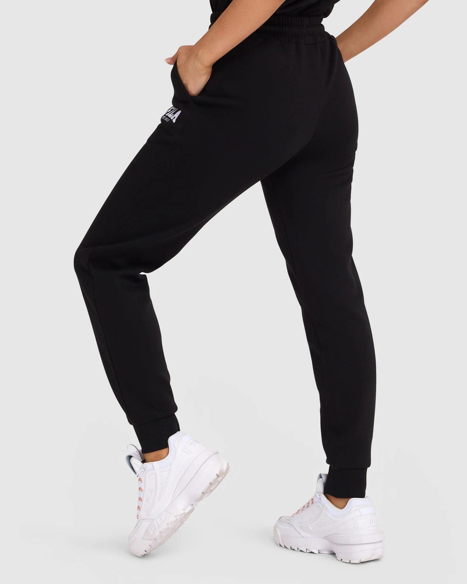 FILA UNISEX UC4.ZERO BLACK TRACKPANTS