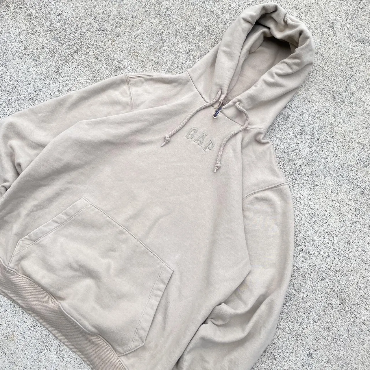 Gap Women's Cream and Tan Hoodie