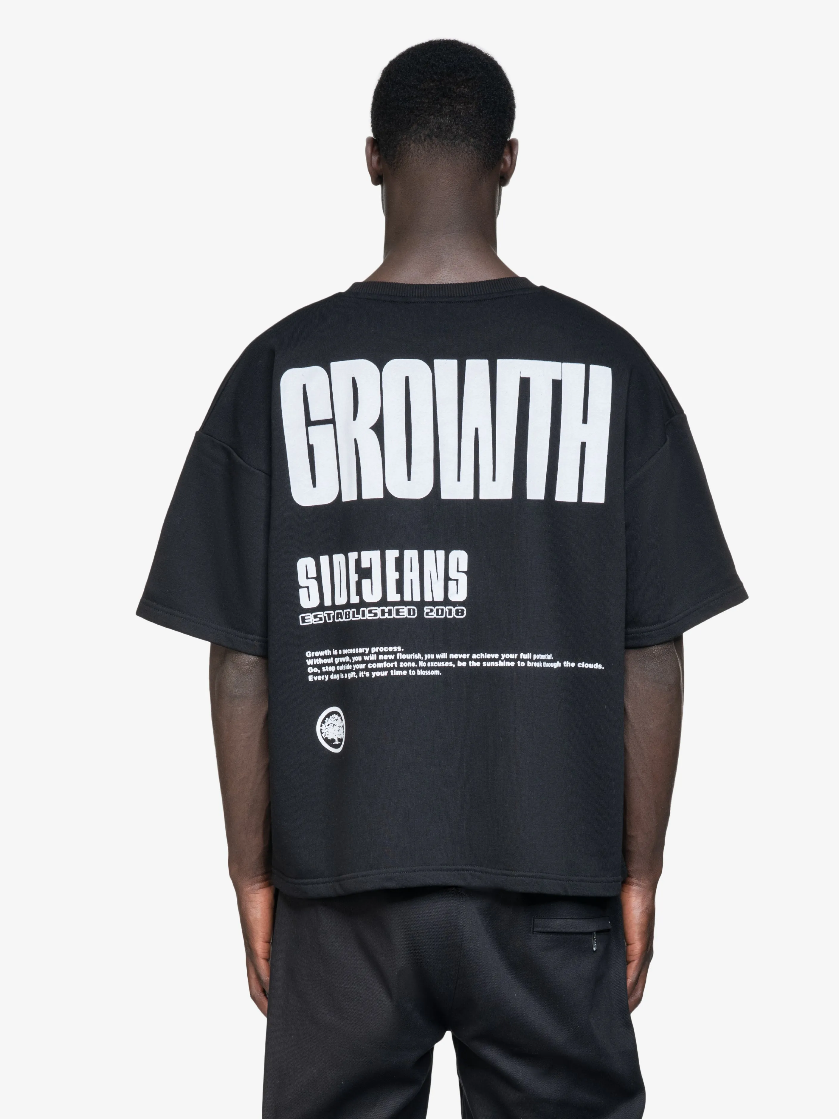 GROWTH BACKPRINT SIDEJEANS TEE BLACK