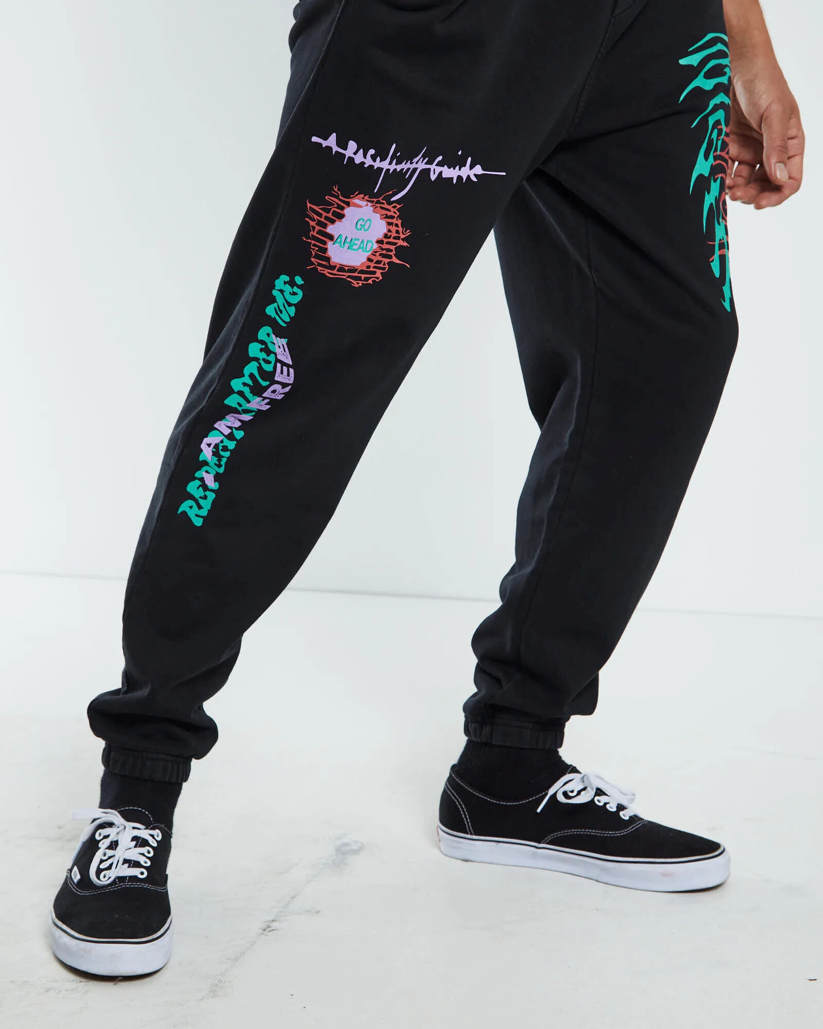 Insight Sycco Trackpants Black