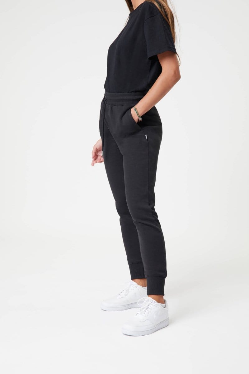 INSPORT WOMEN'S CHLOE SLIM FIT BLACK TRACKPANTS