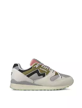 Karhu Synchron Classic Trainers Lily White / Green Moss