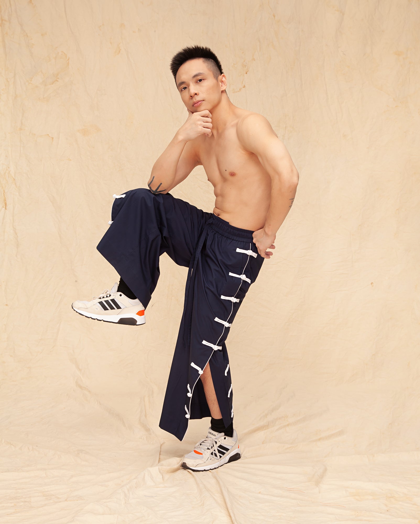 Li Bai Trackpants (Navy)