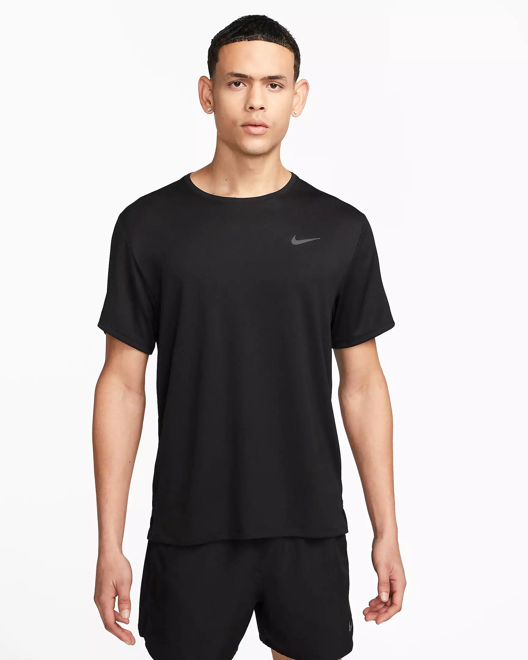 NIKE MEN'S MILER DRI-FIT UV SHORT-SLEEVE BLACK RUNNING TEE