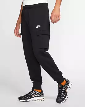 NIKE MEN'S SPORTSWEAR CLUB BLACK TRACKPANTS