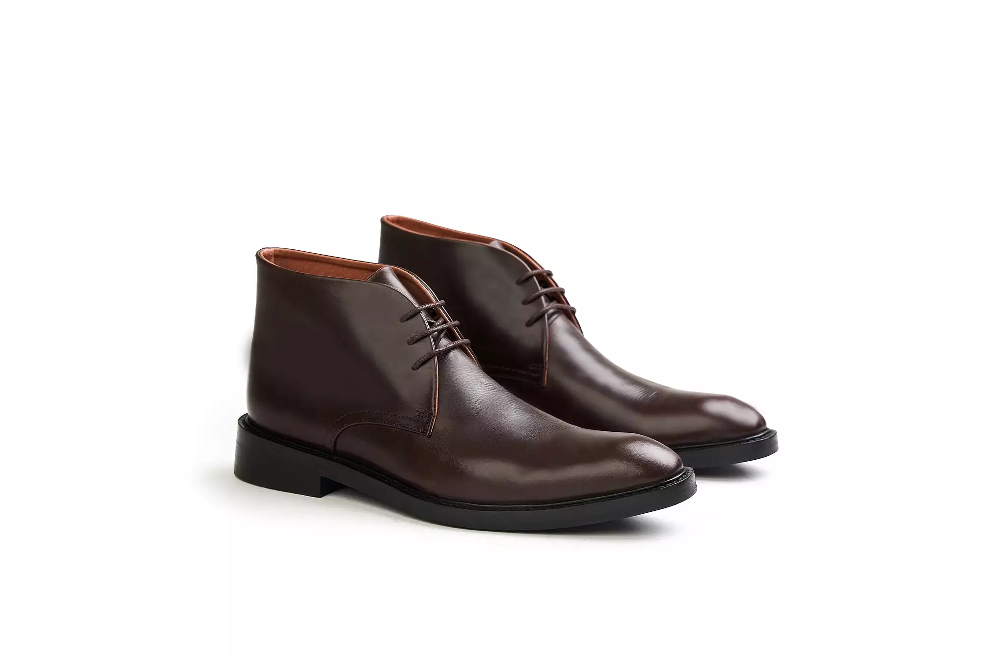 The Armas Chukka Boot - Mahogany Brown